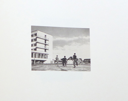 Yamawaki Iwao: A photo book of an architect